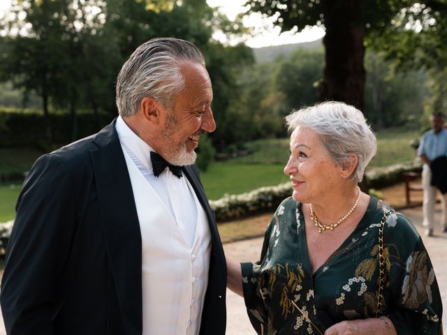 Le mariage de Virginie et Gilles à Saint-Amand-de-Coly, Dordogne 16