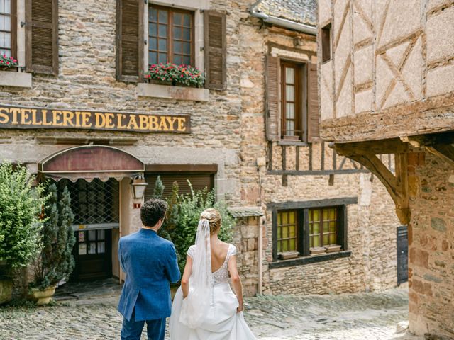 Le mariage de Thomas et Valentine à Conques, Aveyron 2