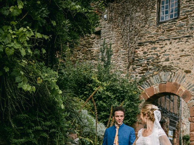 Le mariage de Thomas et Valentine à Conques, Aveyron 9