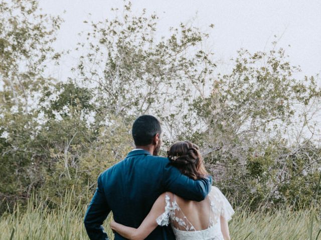 Le mariage de Loïc et Murielle à Saint-Gilles les Bains, La Réunion 26