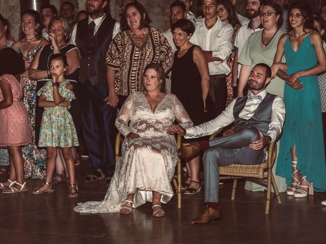 Le mariage de Anthony et Elodie à Négrondes, Dordogne 86