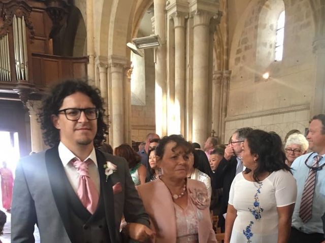 Le mariage de Marie-Estelle  et Adrien  à Falaise, Calvados 6