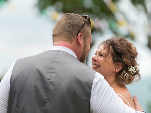 Le mariage de Philippe et Soraya à Montjoie-en-Couserans, Ariège 27