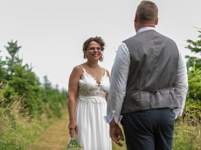 Le mariage de Philippe et Soraya à Montjoie-en-Couserans, Ariège 14