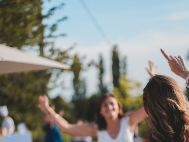 Le mariage de Nicolas et Marina à Bordeaux, Gironde 17