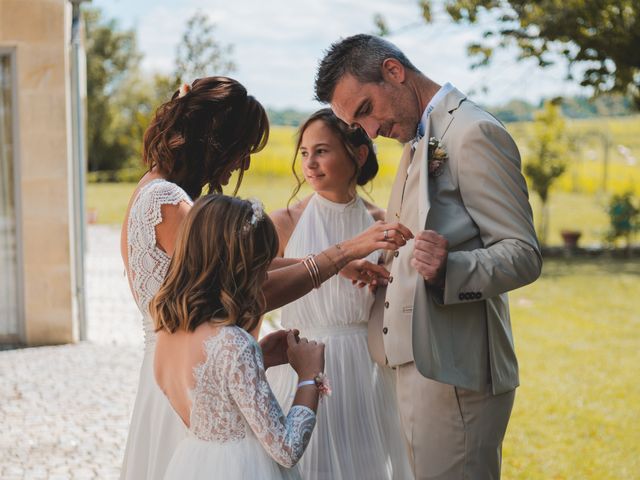 Le mariage de Nicolas et Marina à Bordeaux, Gironde 35