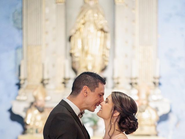 Le mariage de Yoann et Charlène à Céreste, Alpes-de-Haute-Provence 16