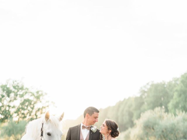 Le mariage de Yoann et Charlène à Céreste, Alpes-de-Haute-Provence 31