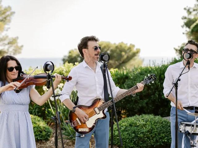 Le mariage de Thibault et Emma à Hyères, Var 17