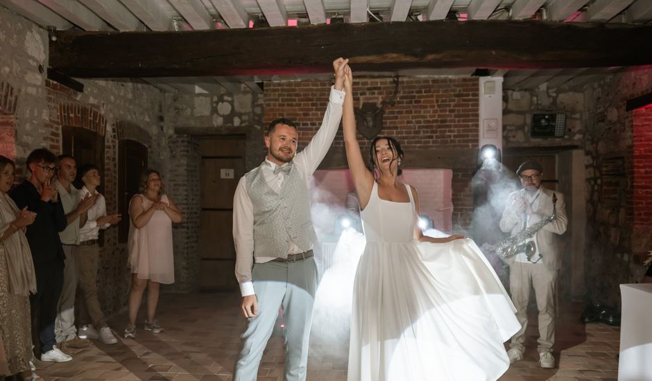 Le mariage de Benjamin et Victoria à Pitres, Eure