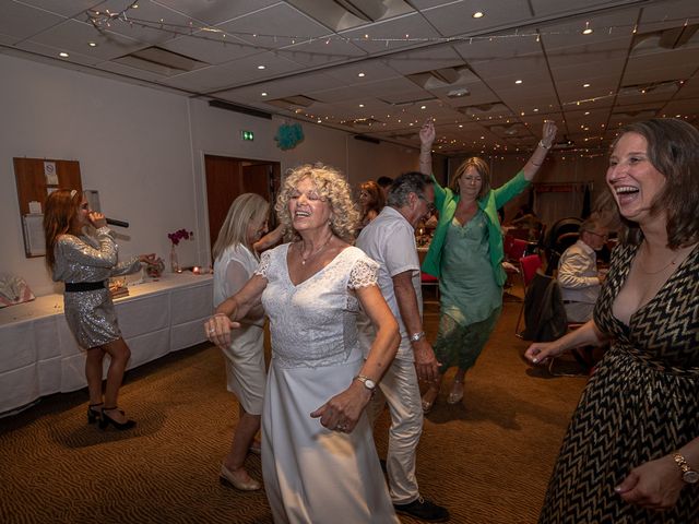 Le mariage de Alain et Laeticia à Orgeval, Yvelines 54