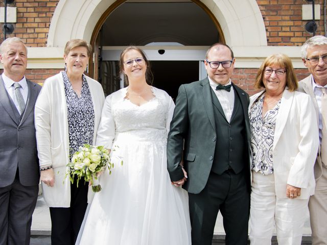 Le mariage de Sabrina et Mickaël à Le Bizet, Hainaut 11