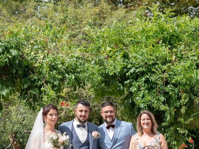 Le mariage de Antoine et Ludivine à La Roche-Chalais, Dordogne 51