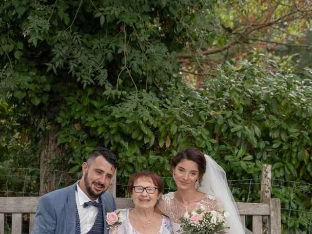 Le mariage de Antoine et Ludivine à La Roche-Chalais, Dordogne 59