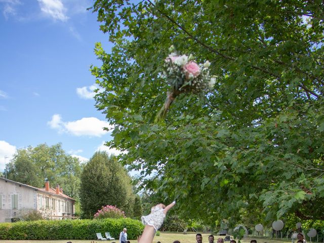 Le mariage de Antoine et Ludivine à La Roche-Chalais, Dordogne 98