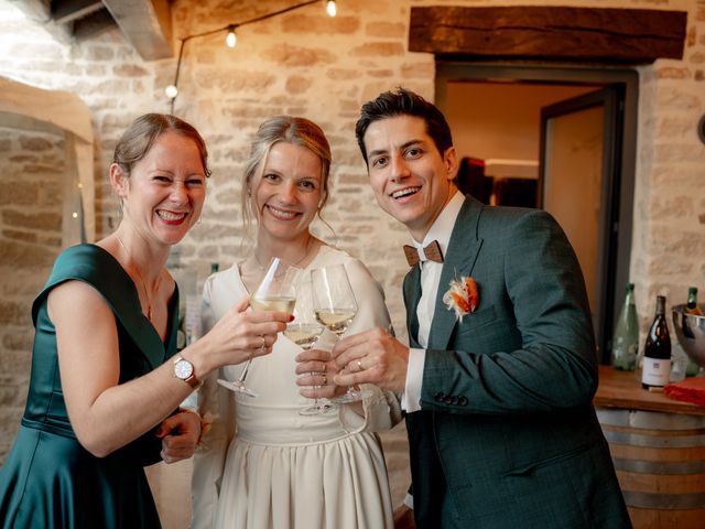 Le mariage de Cédric et Sarah à Saint-Ambreuil, Saône et Loire 36