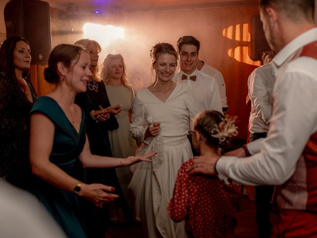 Le mariage de Cédric et Sarah à Saint-Ambreuil, Saône et Loire 56