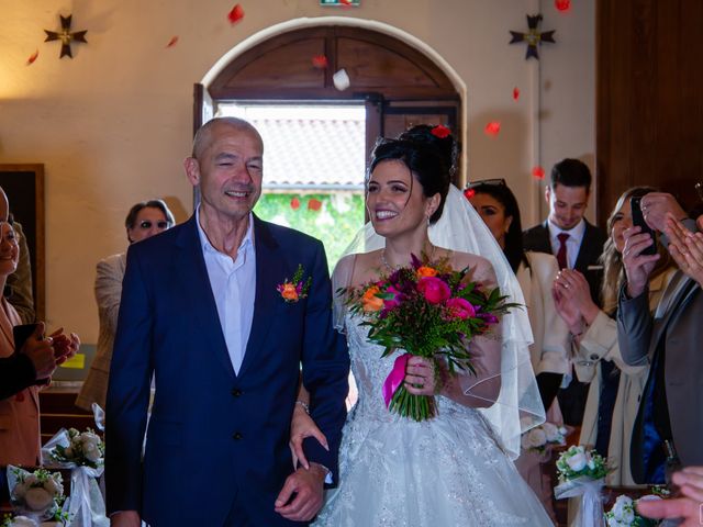 Le mariage de Axel et Lilou à Diémoz, Isère 30