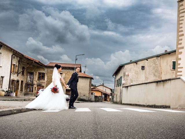 Le mariage de Axel et Lilou à Diémoz, Isère 42