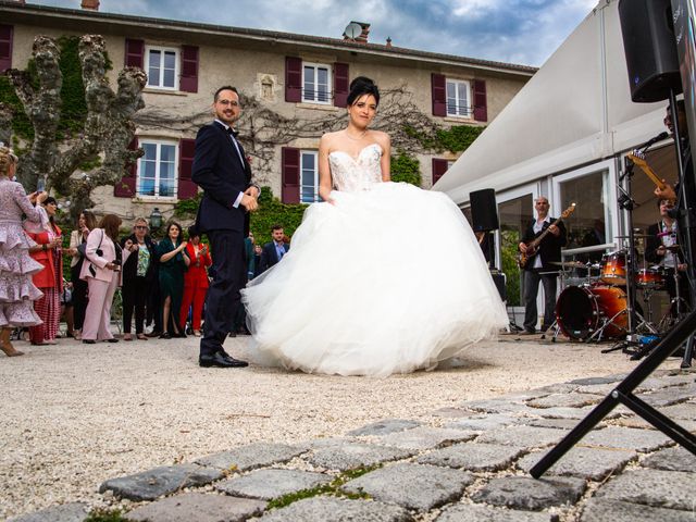 Le mariage de Axel et Lilou à Diémoz, Isère 67