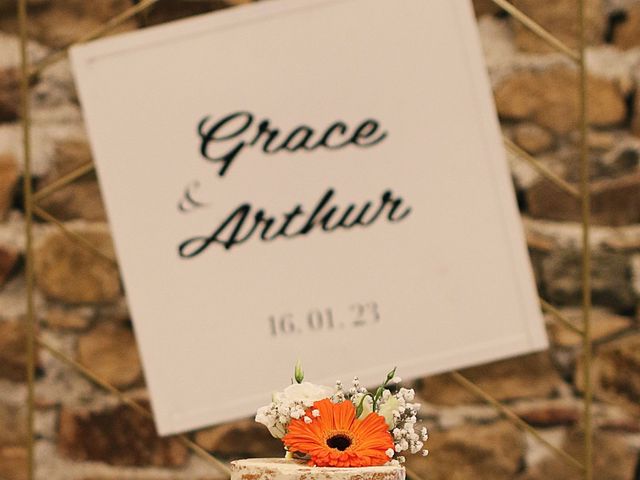 Le mariage de Arthur et Grace à Bourg-de-Thizy, Rhône 18