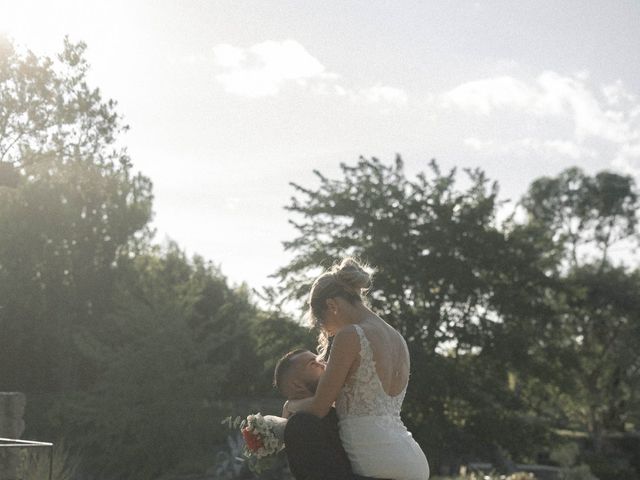 Le mariage de John et Amélie à Saint-Thibéry, Hérault 66