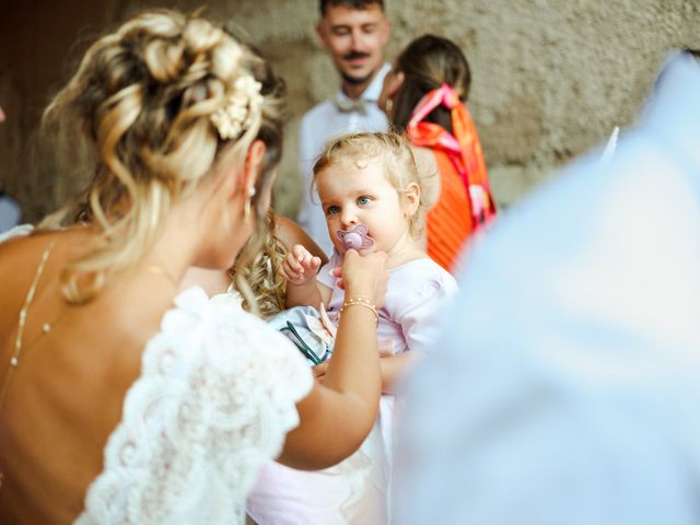 Le mariage de Thomas et Oceane à Panissières, Loire 20