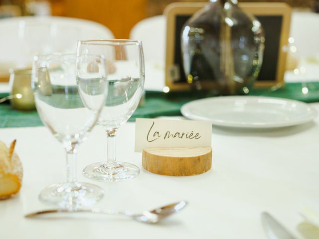 Le mariage de Thomas et Oceane à Panissières, Loire 24