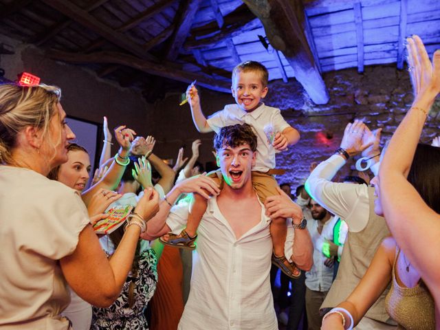 Le mariage de Thomas et Oceane à Panissières, Loire 55