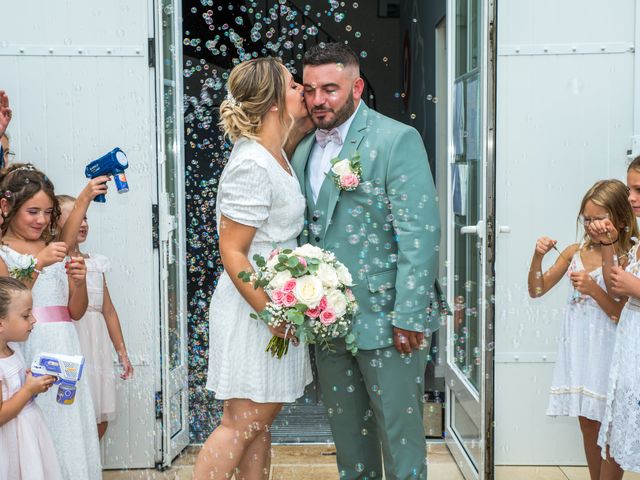 Le mariage de Bryan et Mélissa à Cubnezais, Gironde 18