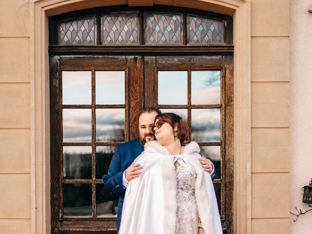 Le mariage de Anthony et Adeline à Cordelle, Loire 11