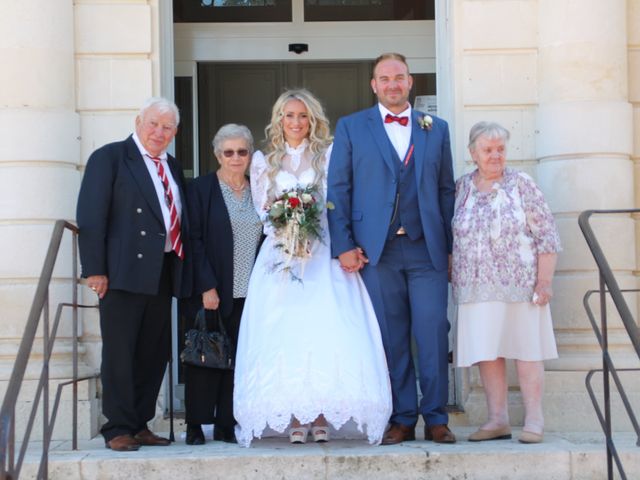 Le mariage de Qendressa et Anthony à Saint-Pierre-d'Oléron, Charente Maritime 18