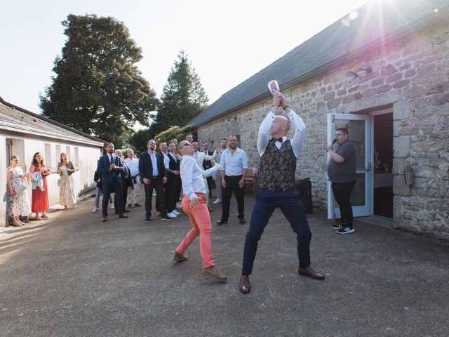 Le mariage de Erwan et Cindy à Gouesnach, Finistère 36