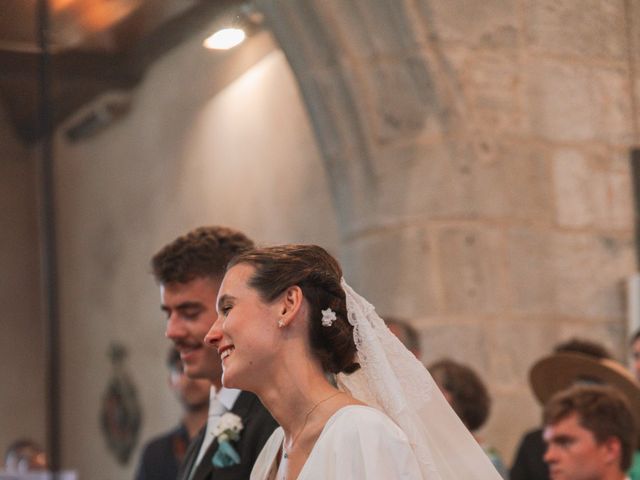 Le mariage de Alexandre et Priscille à Treffléan, Morbihan 54