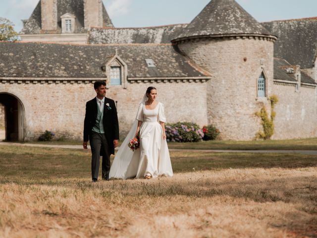 Le mariage de Alexandre et Priscille à Treffléan, Morbihan 157