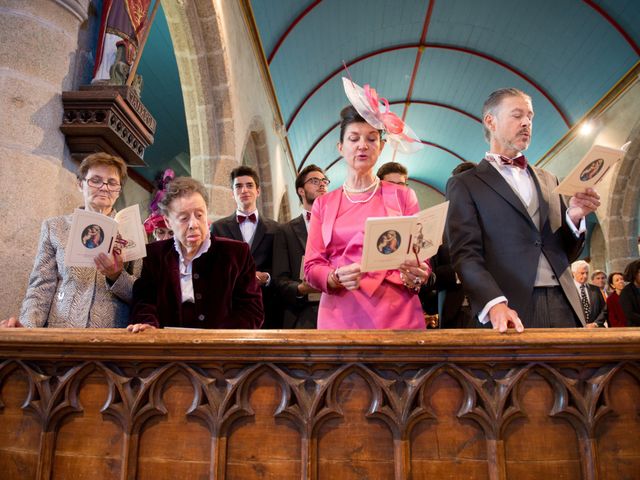 Le mariage de Guillaume Henry et Alexandra à Ploudalmézeau, Finistère 15