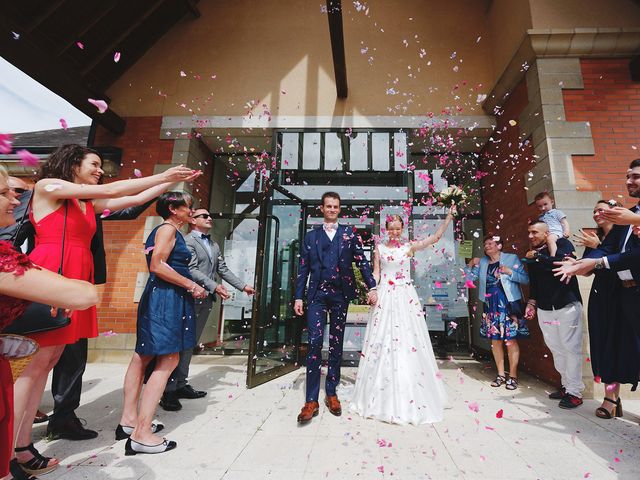 Le mariage de Benjamin et Justine à Radepont, Eure 3