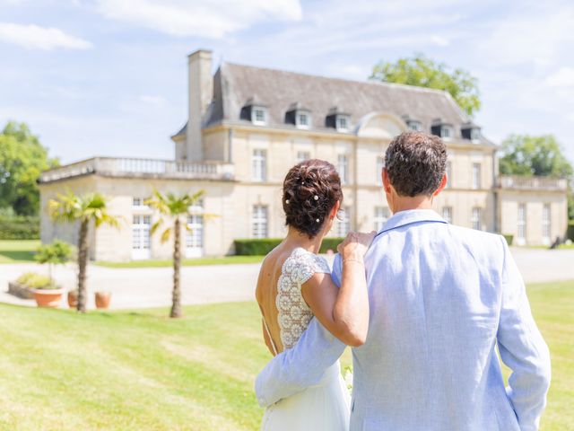 Le mariage de Alexandre et Valérie à Berneuil-sur-Aisne, Oise 10