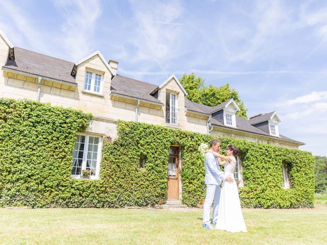 Le mariage de Alexandre et Valérie à Berneuil-sur-Aisne, Oise 1