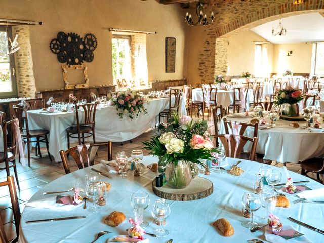 Le mariage de Benoît et Valentine à Saint-Aubin-d&apos;Aubigné, Ille et Vilaine 20