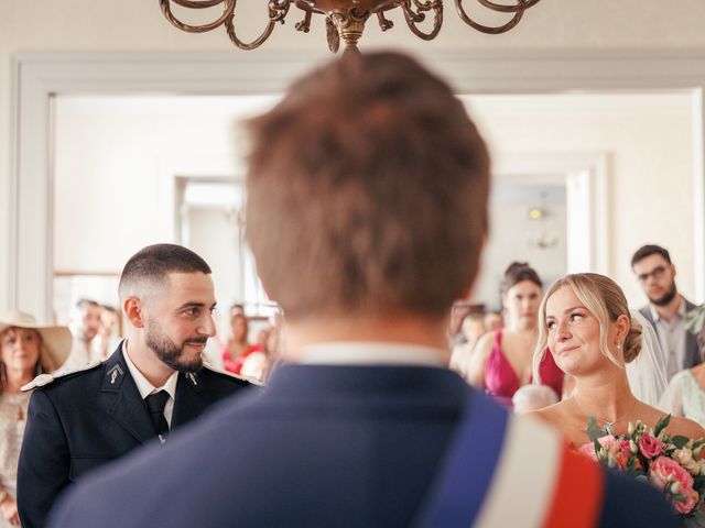 Le mariage de Geoffrey et Axelle à Lusignan, Vienne 18