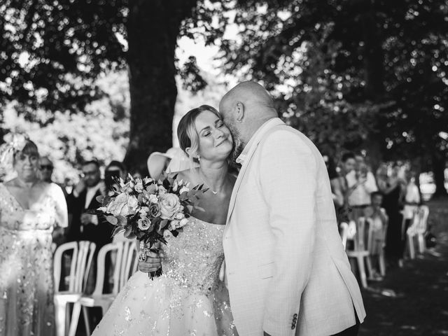Le mariage de Geoffrey et Axelle à Lusignan, Vienne 26