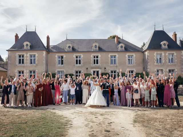 Le mariage de Geoffrey et Axelle à Lusignan, Vienne 33