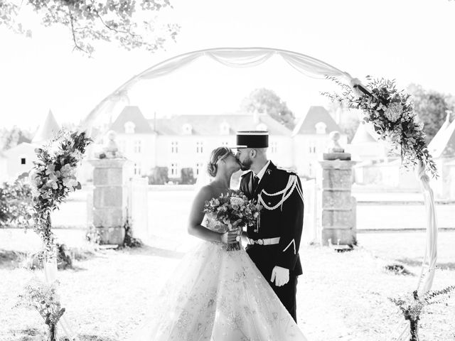 Le mariage de Geoffrey et Axelle à Lusignan, Vienne 35