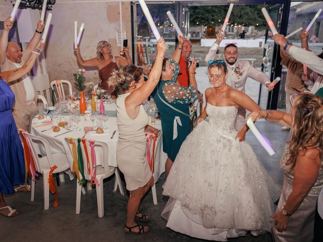 Le mariage de Geoffrey et Axelle à Lusignan, Vienne 61