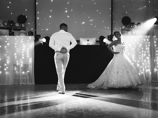 Le mariage de Geoffrey et Axelle à Lusignan, Vienne 72