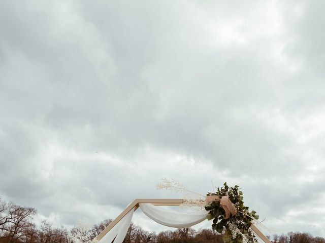 Le mariage de Baptiste et Laurine à Tiffauges, Vendée 33