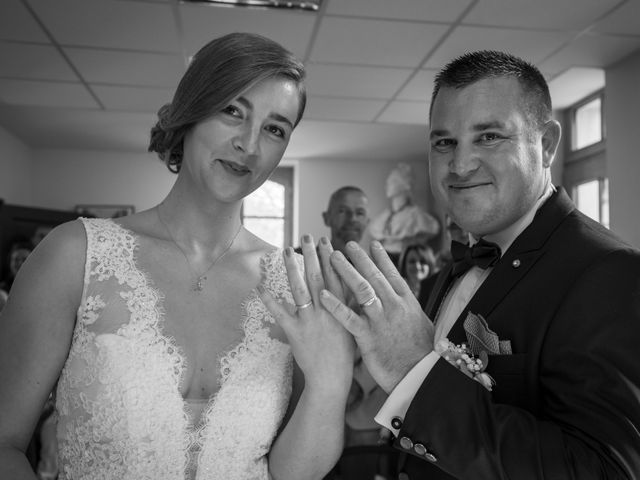 Le mariage de Aymeric et Florence à Verneix, Allier 12