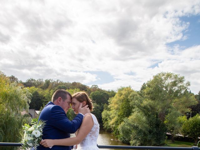 Le mariage de Aymeric et Florence à Verneix, Allier 29