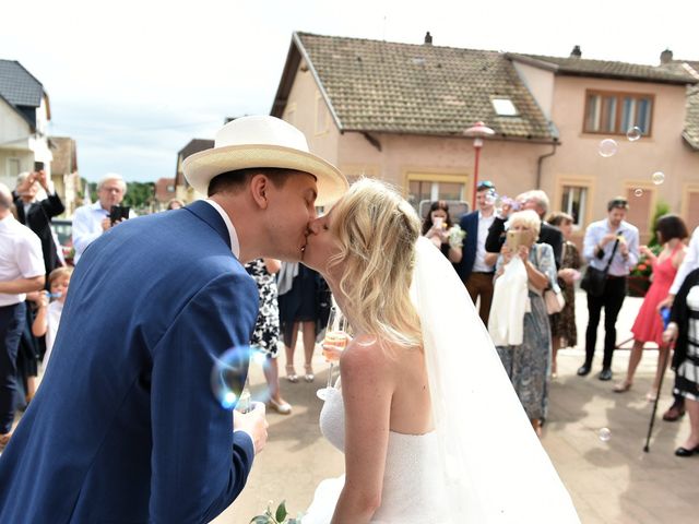 Le mariage de Pierre et Marion à Berstett, Bas Rhin 3